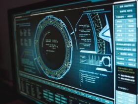 Candado digital sobre pantalla de computadora