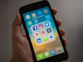 Smartphone con aplicaciones de productividad